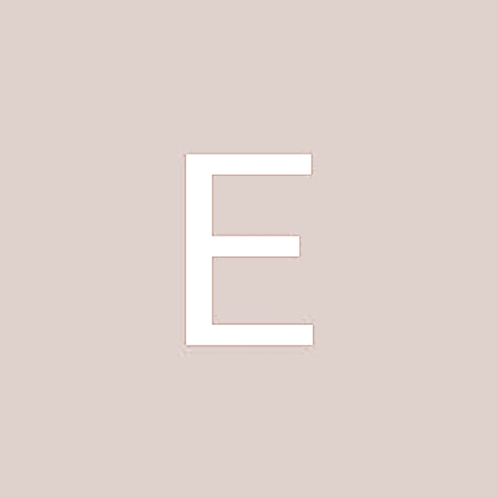 Meet your Posher, Evelyne
